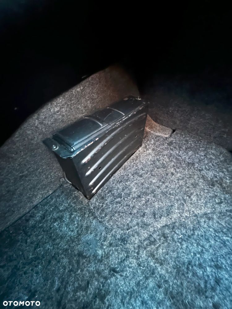 Volkswagen New Beetle - 16