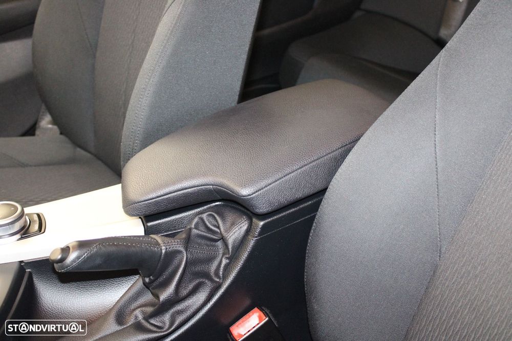 BMW 418 Gran Coupé d Advantage Auto - 34