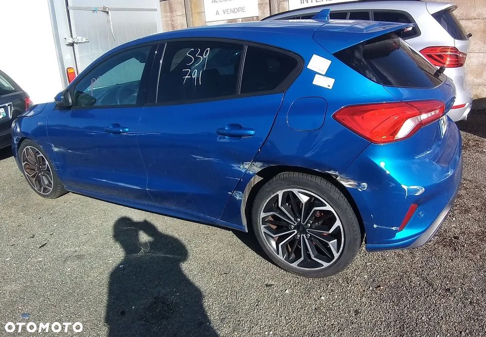 Ford Focus 1.0 EcoBoost ST-Line Business - 4