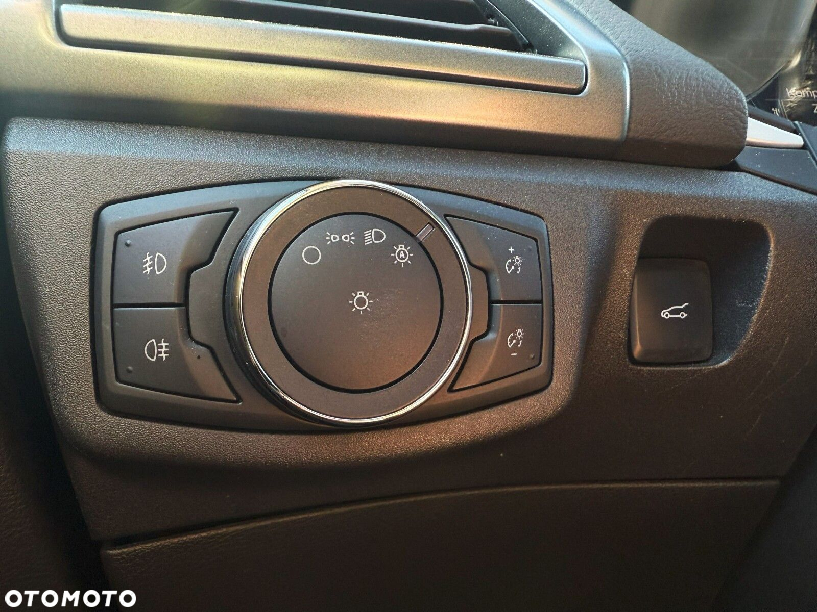 Ford Mondeo 2.0 TDCi Trend - 15