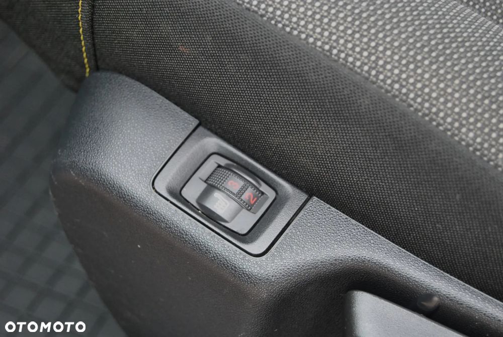 Citroën C3 BlueHDi 100 S&S SHINE - 12
