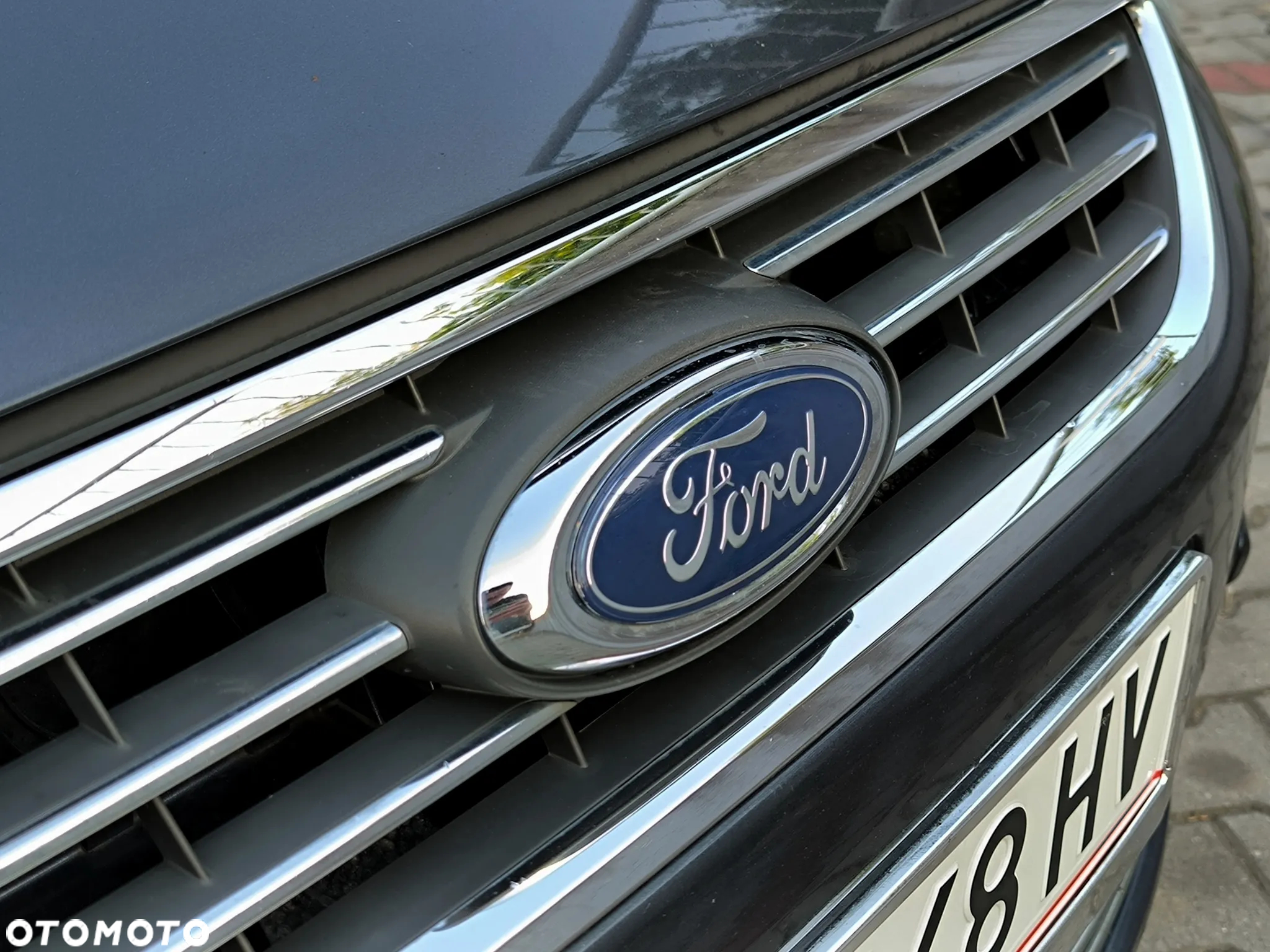 Ford Galaxy 2.0 TDCi Titanium - 25