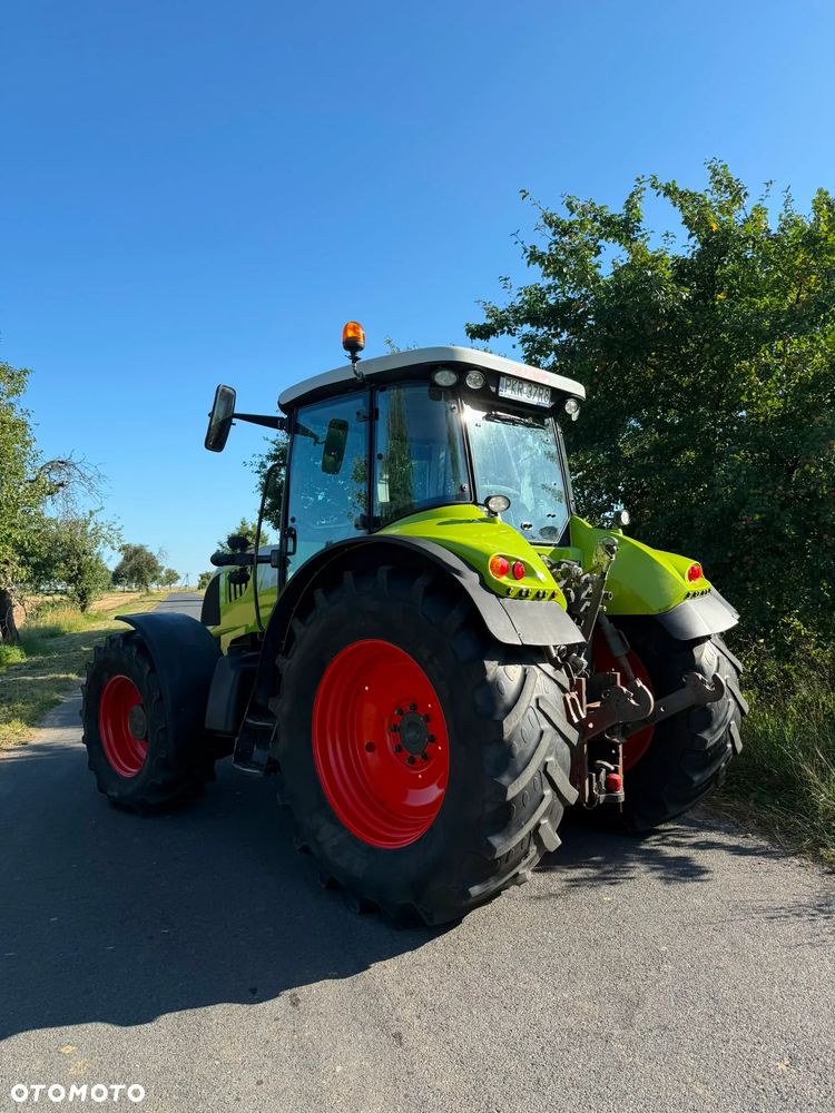 Claas Arion 640 - 7