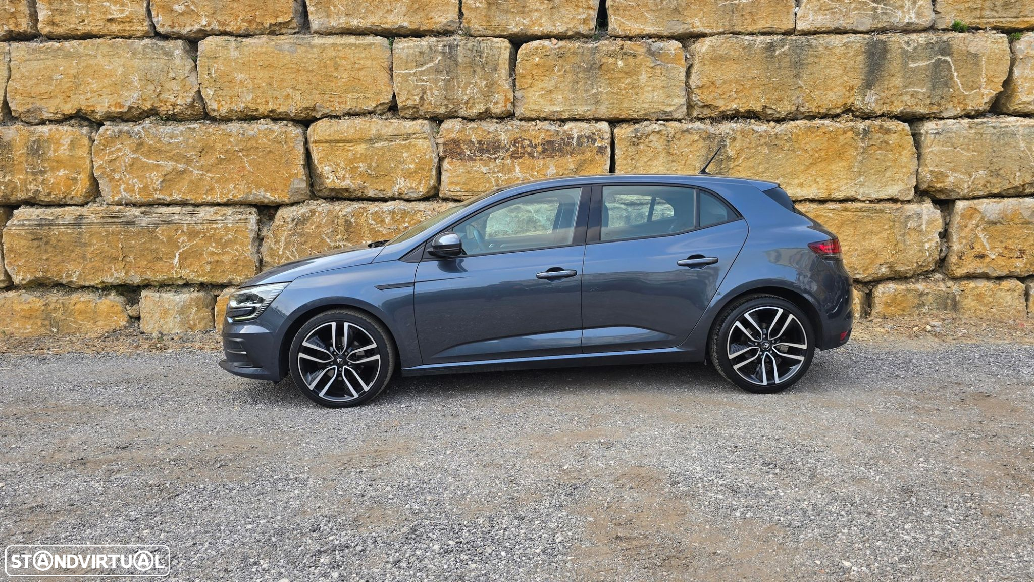 Renault Mégane 1.5 Blue dCi Intens - 3