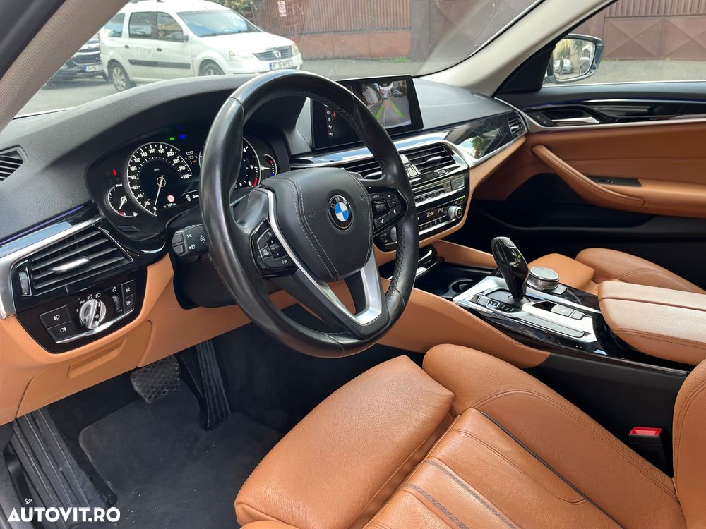 BMW Seria 5 530d Aut. Luxury Line - 19