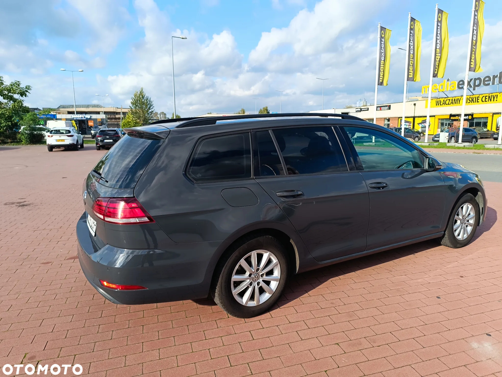 Volkswagen Golf VII 1.0 TSI BMT Trendline - 3