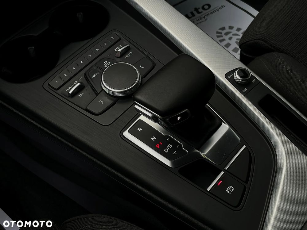 Audi A4 Avant 2.0 TDI S tronic - 30
