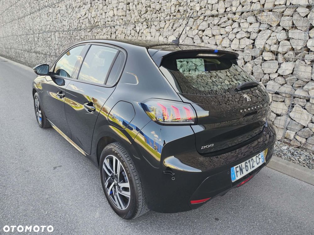 Peugeot 208 PureTech 110 Stop & Start Allure - 11