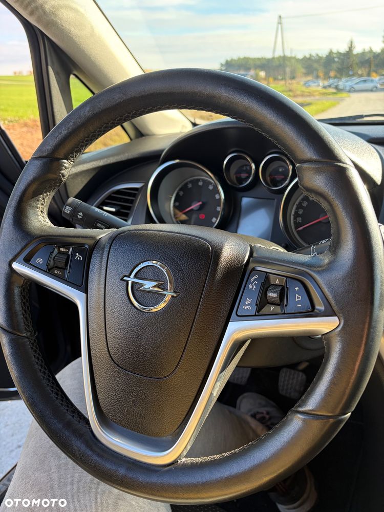 Opel Astra 1.4 T Sport S&S - 19