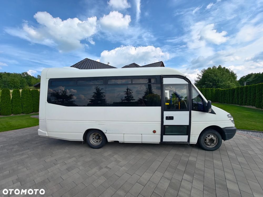 Mercedes-Benz Sprinter - 7