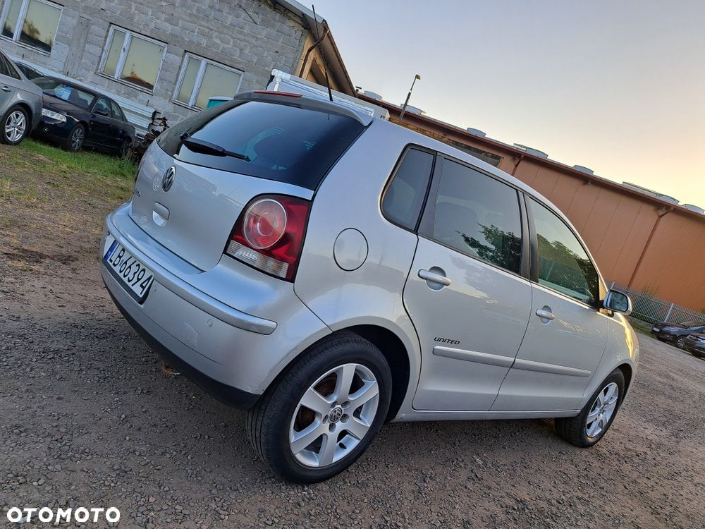Volkswagen Polo 2009 photo 3