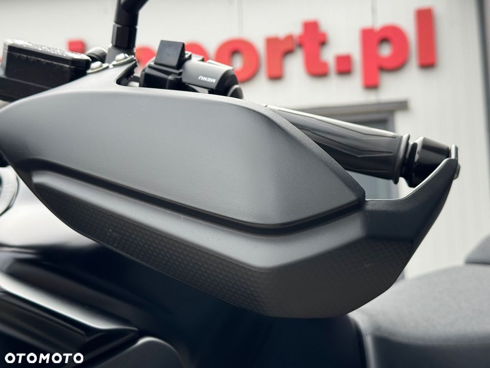 Yamaha Super Tenere - 10