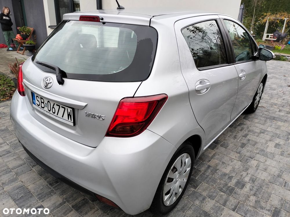 Toyota Yaris 1.0 Life EU6 - 3