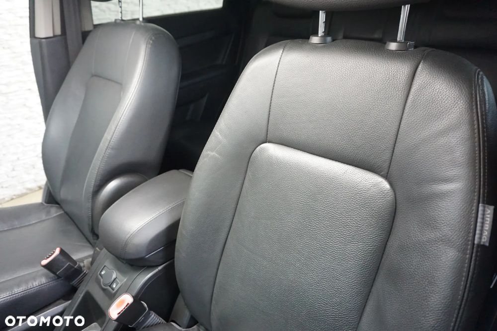 Chevrolet Captiva - 22