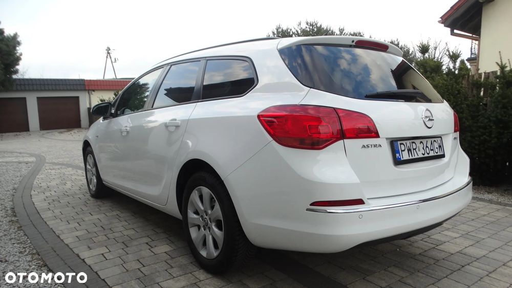 Opel Astra 1.4 Turbo Exklusiv - 8