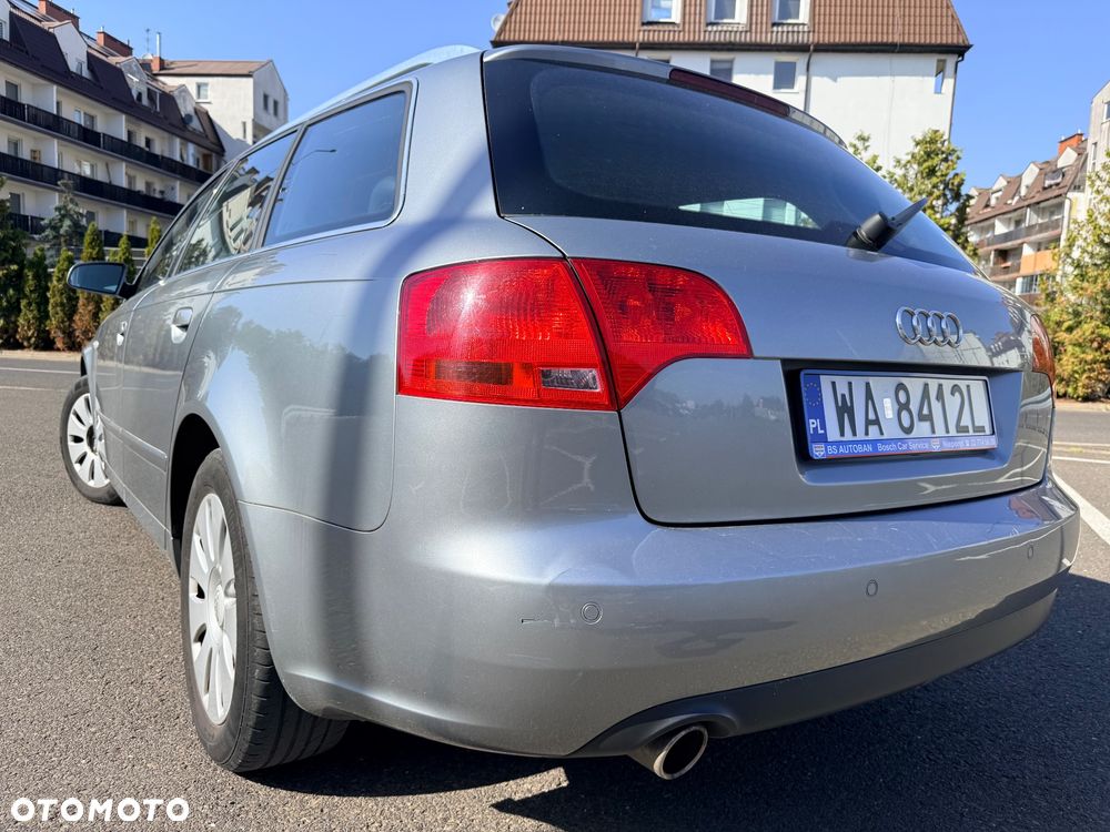Audi A4 Avant - 11
