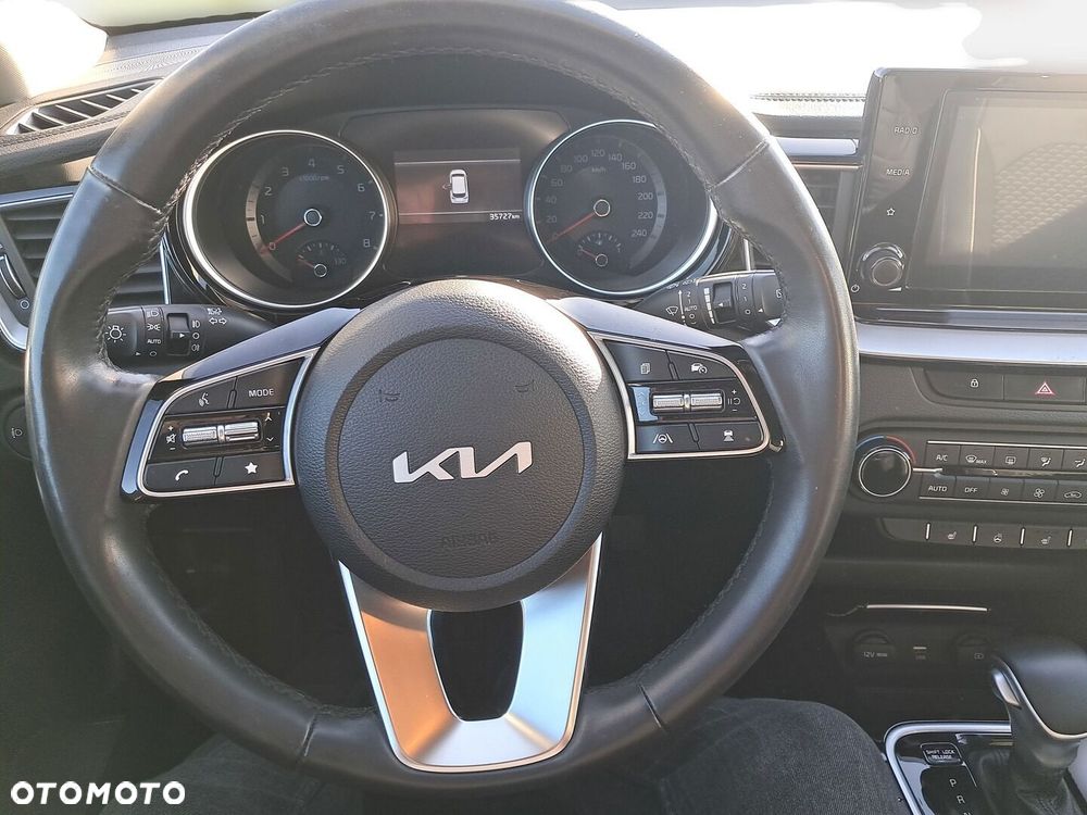 Kia Ceed 1.5 T-GDI L DCT - 12