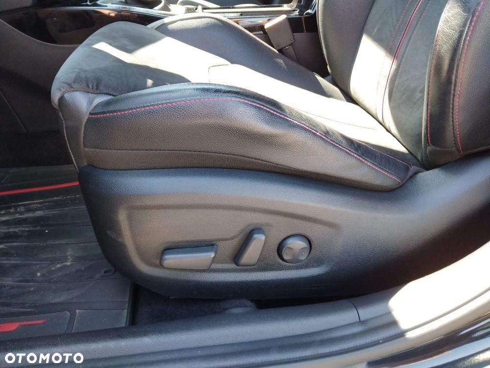 Kia ProCeed 1.6 T-GDI GT DCT - 25