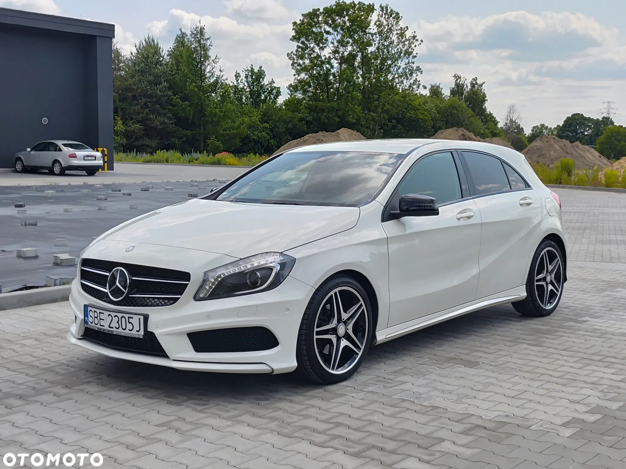 Mercedes-Benz Klasa A 200 (BlueEFFICIENCY) AMG Sport - 1