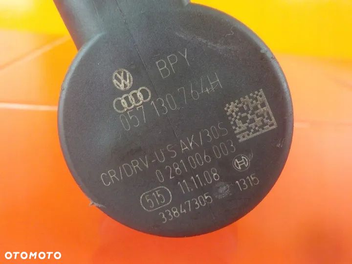 GOLF VI PASSAT 2.0 TDI 10r 110KM CBD zawor cisnienia paliwa 057130764N - 3