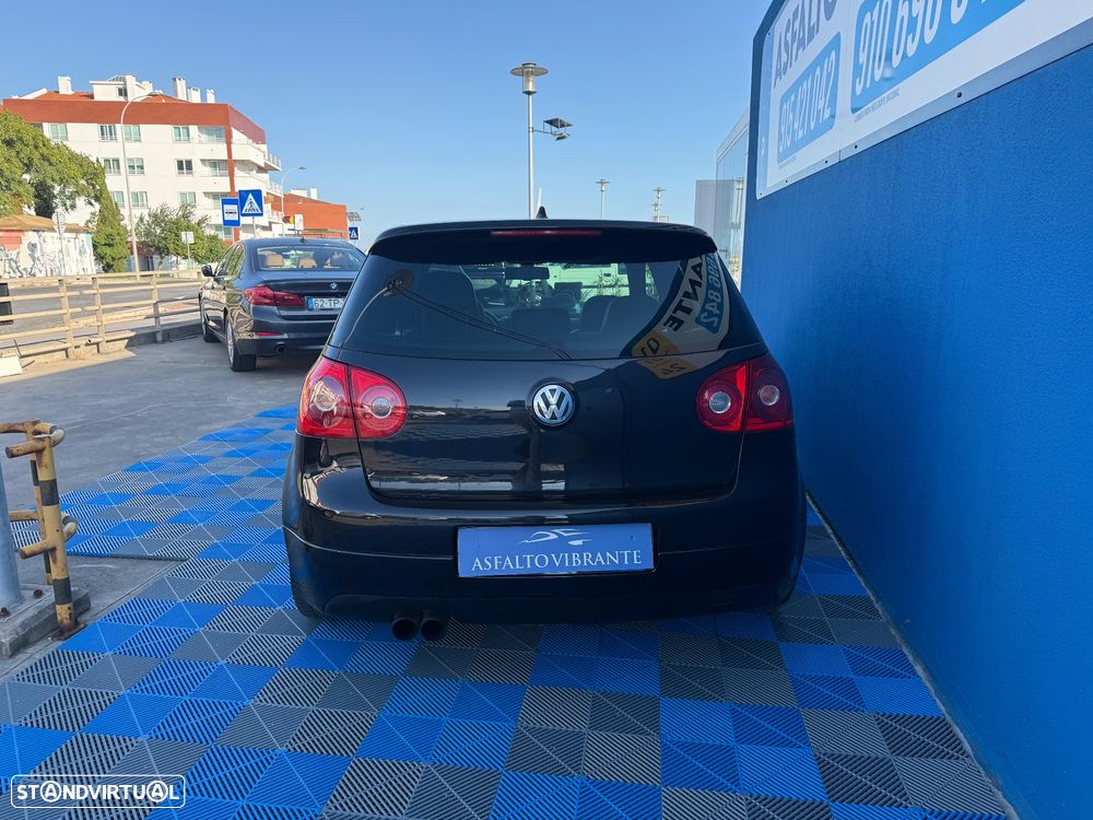 VW Golf 2.0 GTI DSG - 4