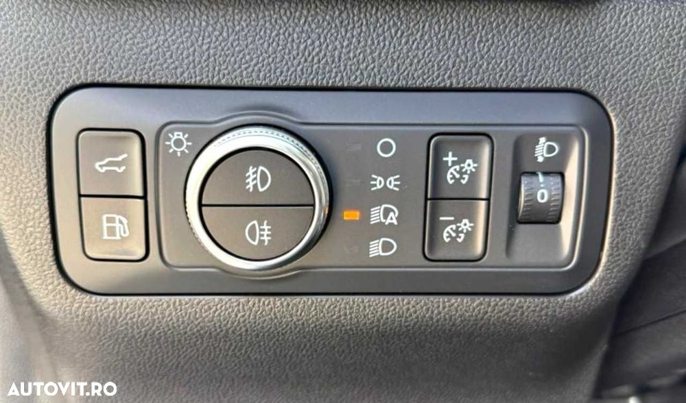 Ford Kuga - 22
