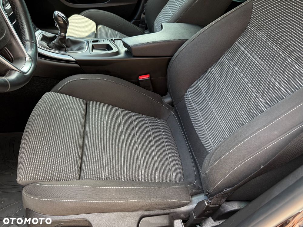 Opel Insignia Sports Tourer 2.0 Diesel Edition - 14