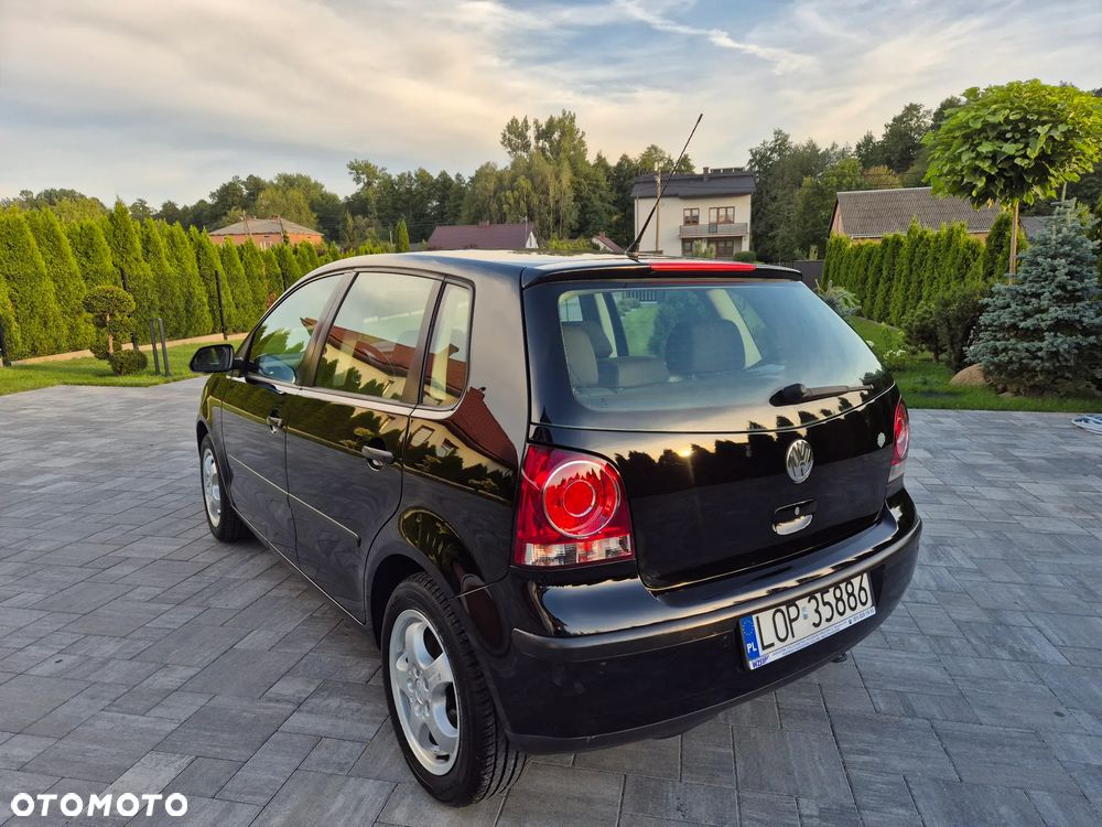 Volkswagen Polo 1.4 16V Q-Line - 21