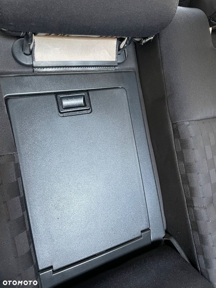 Audi A6 Limousine 2.5 TDI Quattro Tiptr - 17