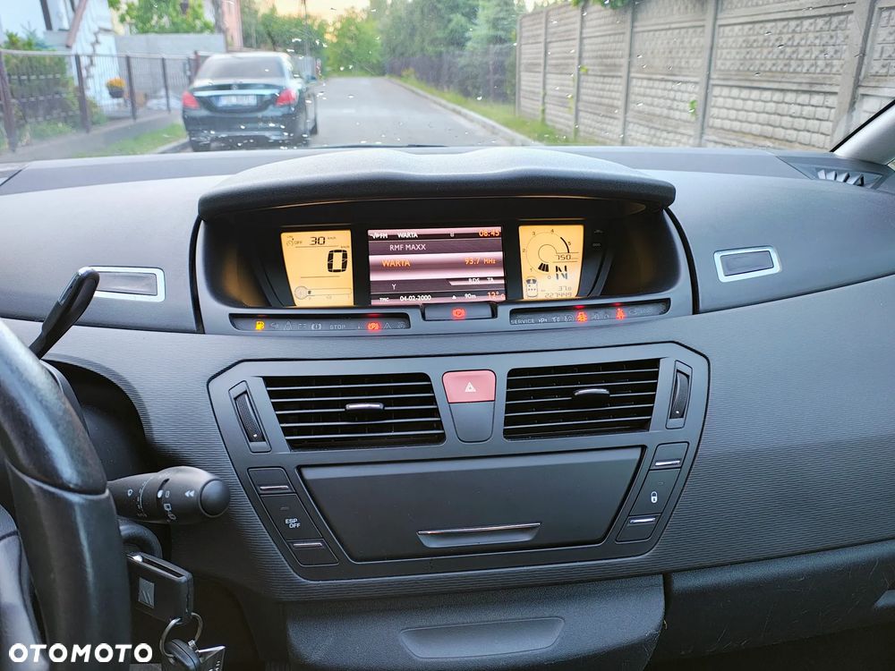 Citroën C4 Picasso 2.0 HDi FAP Exclusive - 19