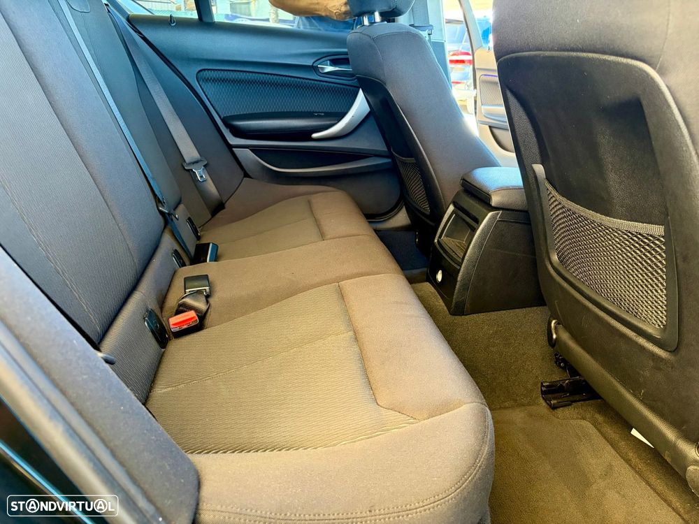 BMW 116 d Pack Desportivo M - 21