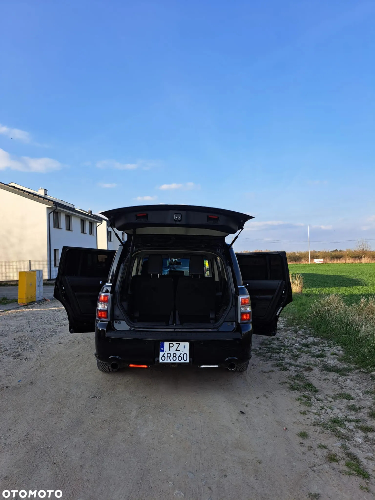 Ford Flex - 12