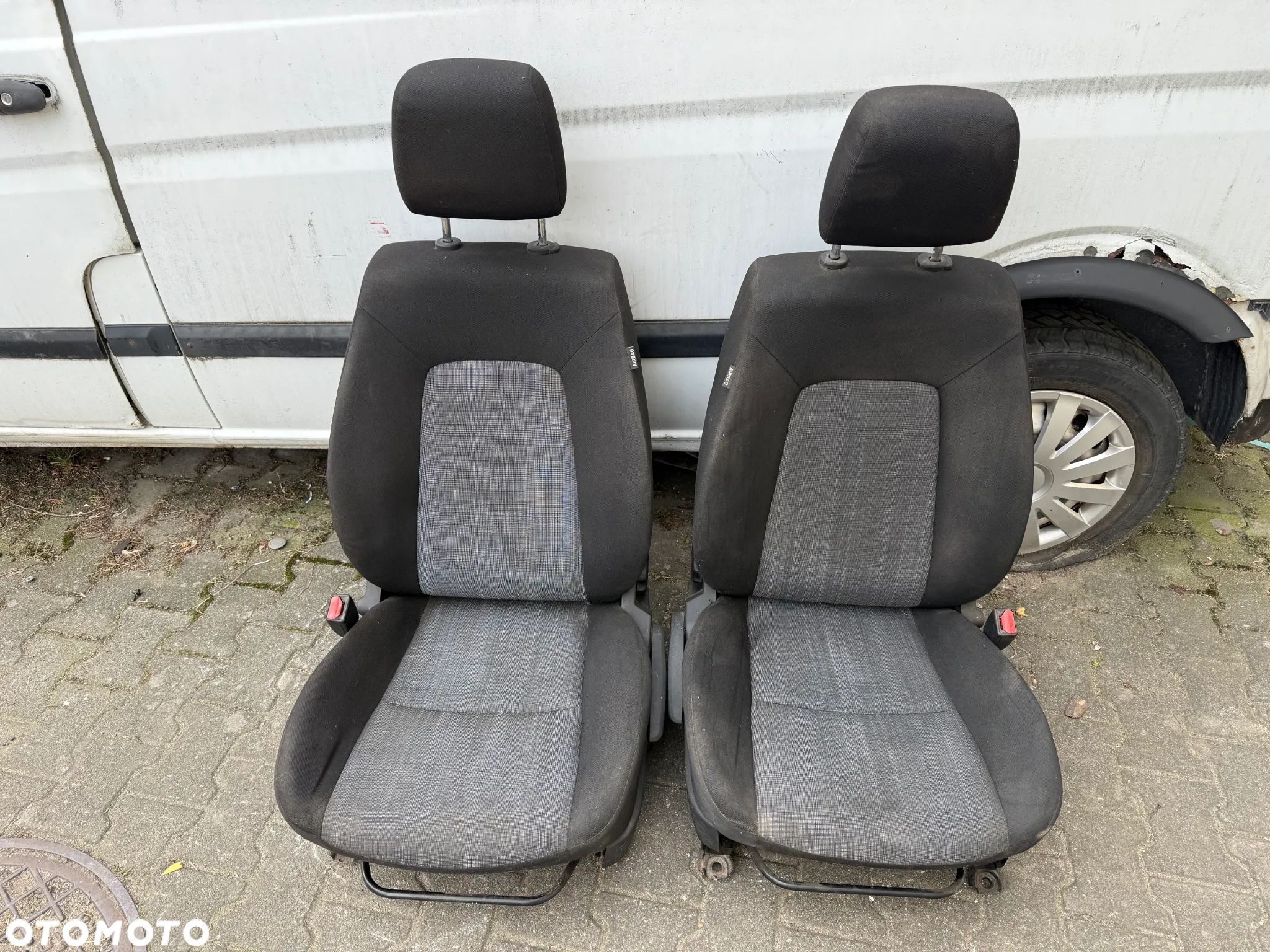 Kia Ceed I hatchback komplet foteli kanapa fotele materiał - 1