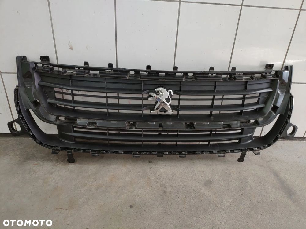 PEUGEOT PARTNER III LIFT ATRAPA PRZÓD KRATKA GRILL PRZÓD PRZEDNI 1613573580