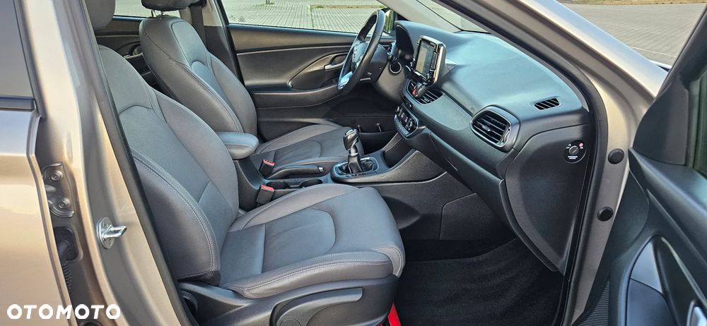 Hyundai i30 1.0 T-GDI Pure - 6