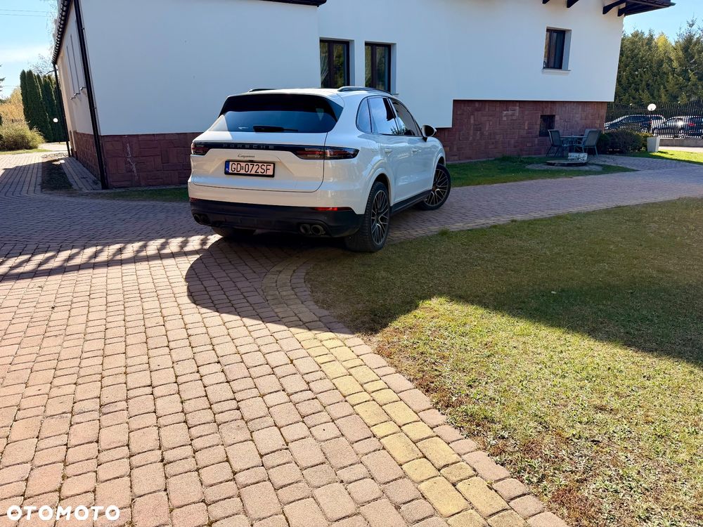 Porsche Cayenne Platinum Edition - 3