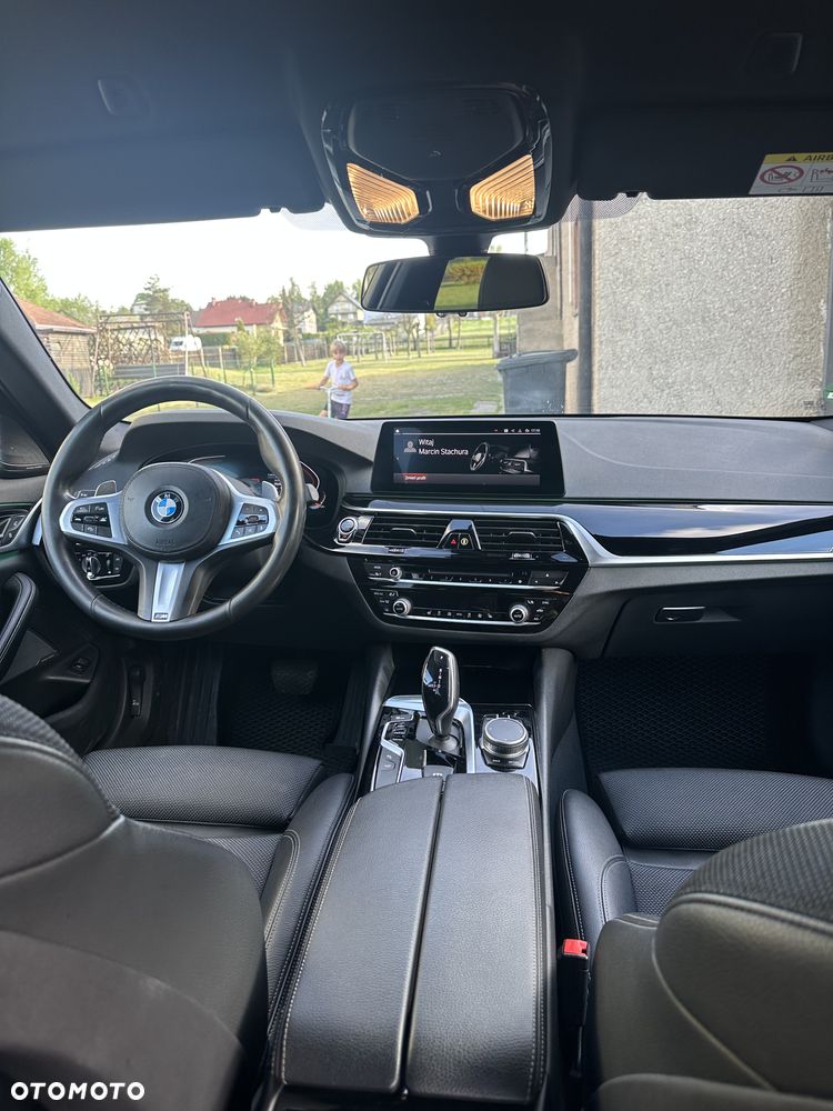 BMW Seria 5 520d Sport Line - 8