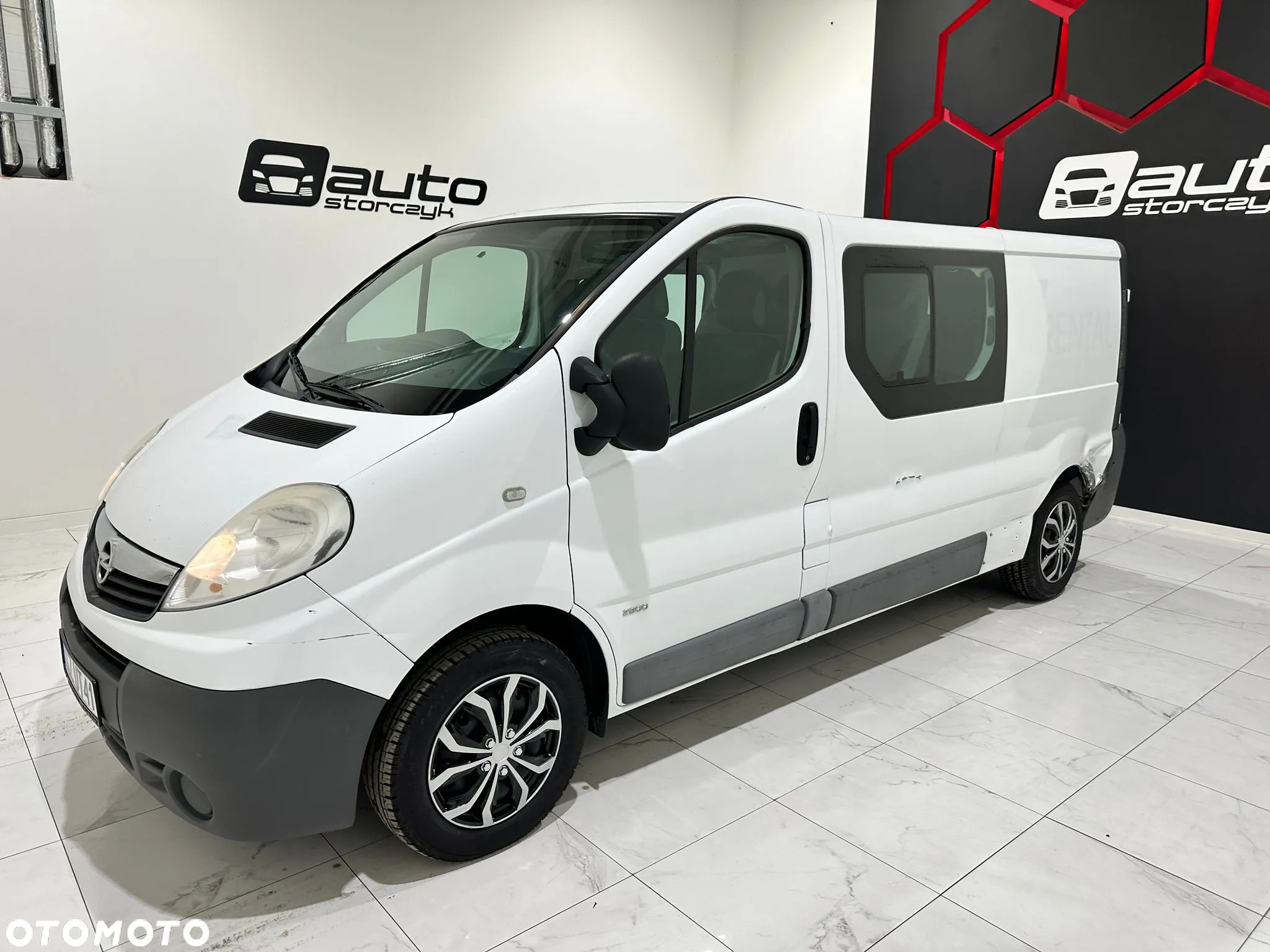 Opel VIVARO - 26
