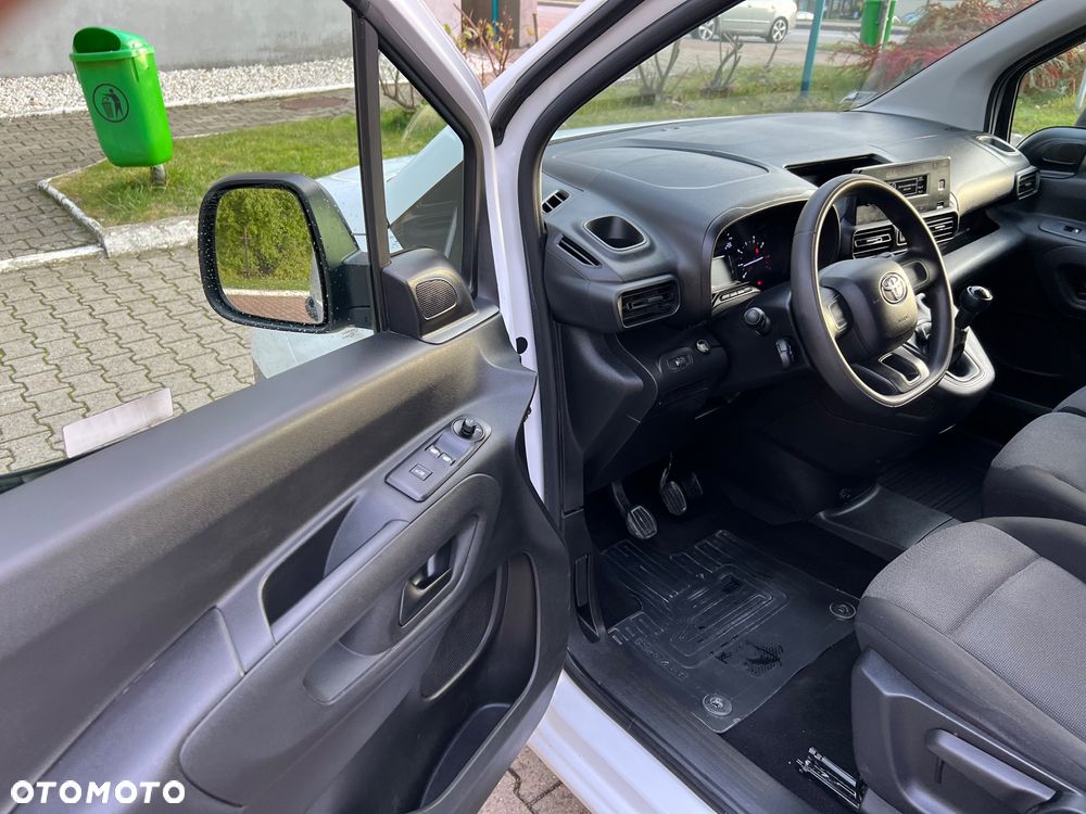 Toyota Proace City - 19
