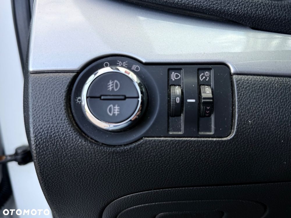 Opel Mokka - 29