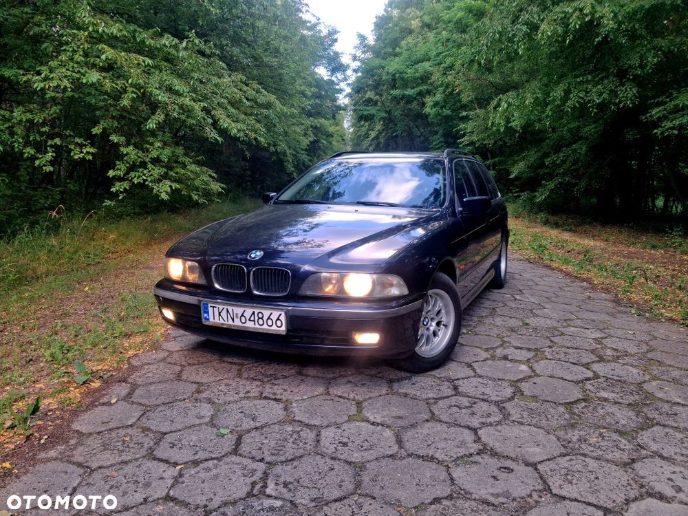 BMW Seria 5 - 1
