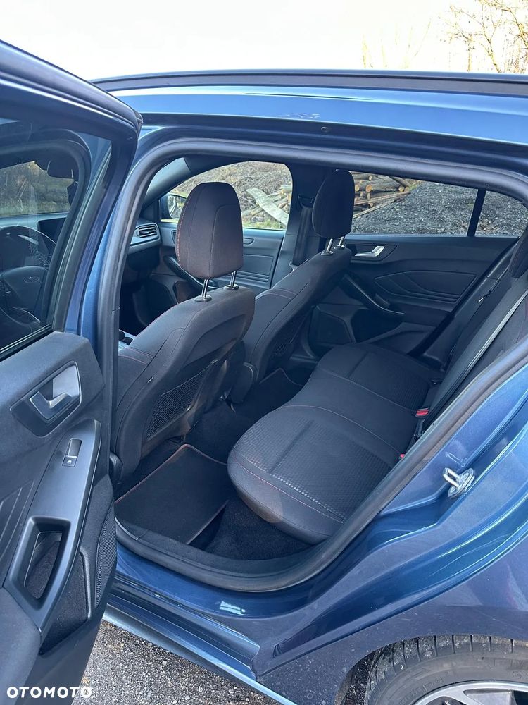 Ford Focus 1.5 EcoBlue Start-Stopp-System ST-LINE VIGNALE - 15