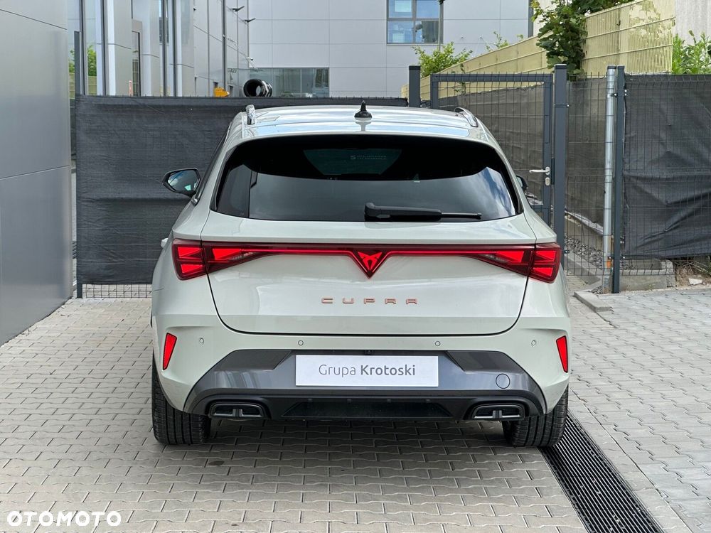 Cupra Leon Sportstourer 2.0 TSI 4Drive DSG - 8