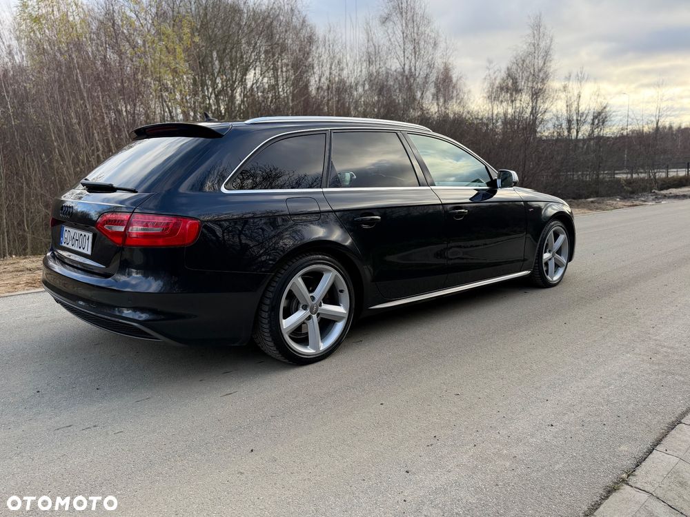 Audi A4 Avant 2.0 TDI DPF quattro S tronic S line Sportpaket - 4
