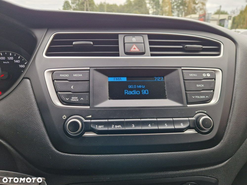 Hyundai i20 - 22