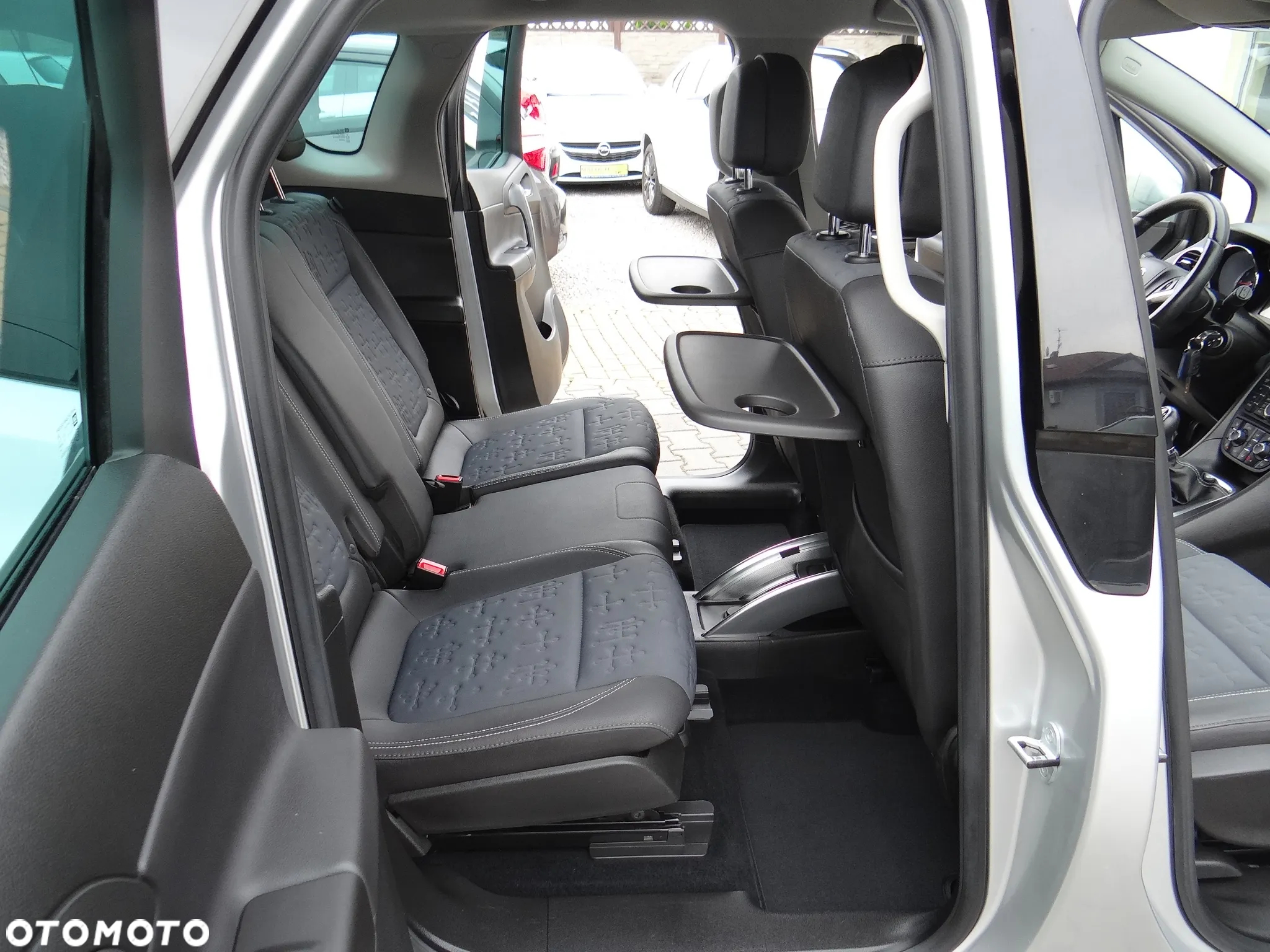 Opel Meriva 1.4 T Cosmo - 36
