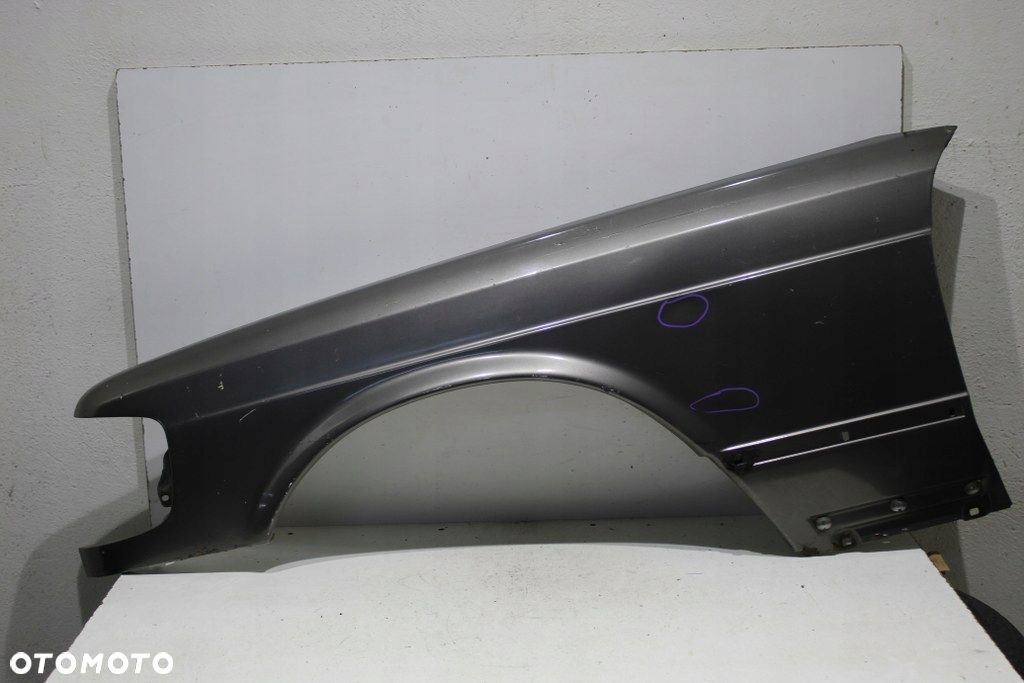 Mercedes S-klasa W126 Błotnik Przód Przedni Lewy 80r Oryginał - 1