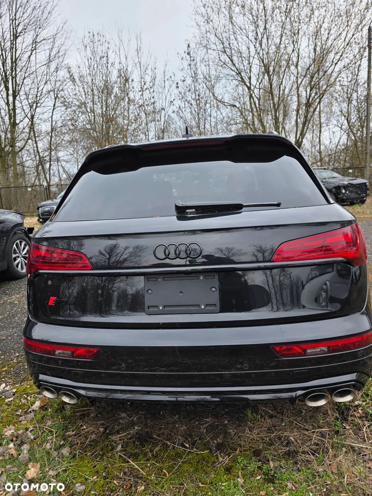 Audi SQ5 - 5