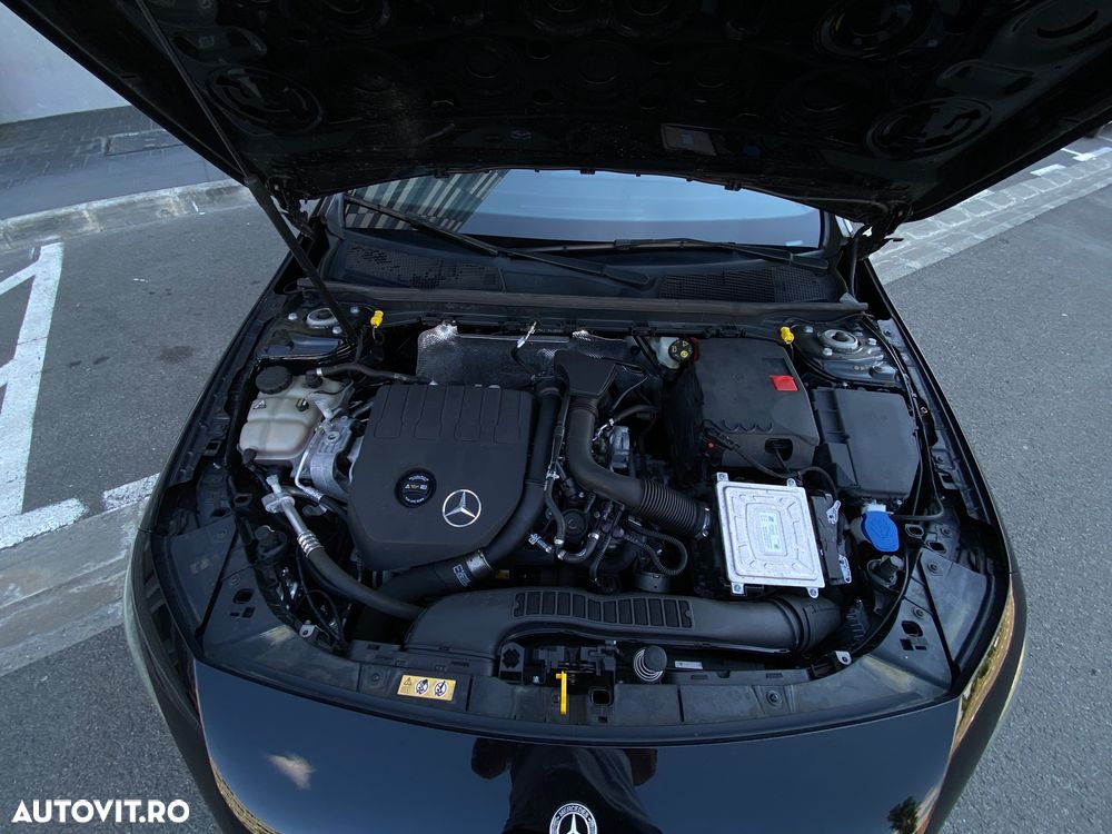 Mercedes-Benz A 180 7G-DCT AMG Line Advanced Plus - 10