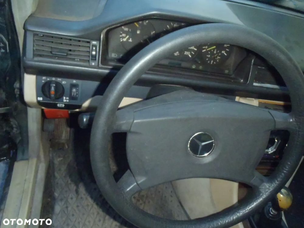 kabina buda karoseria drzwi maska dach błotniki silnik skrzynia tapicerka koła szyba mercedes benz w124 w 124 124 3,0 d - 16